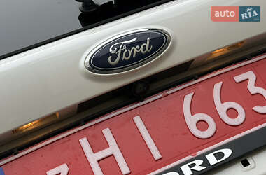 Внедорожник / Кроссовер Ford Escape 2017 в 