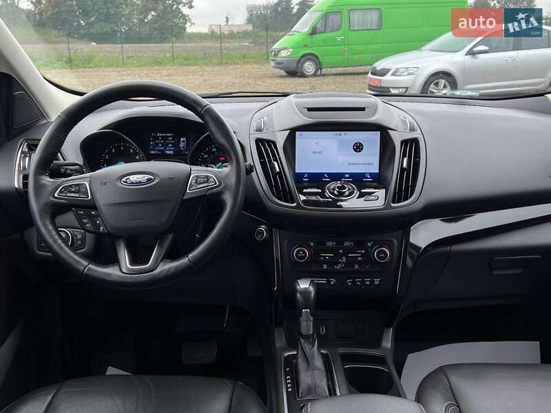 Внедорожник / Кроссовер Ford Escape 2018 в Стрые