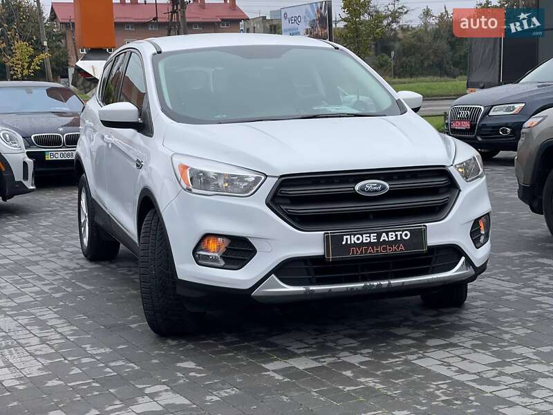 Внедорожник / Кроссовер Ford Escape 2017 в Львове