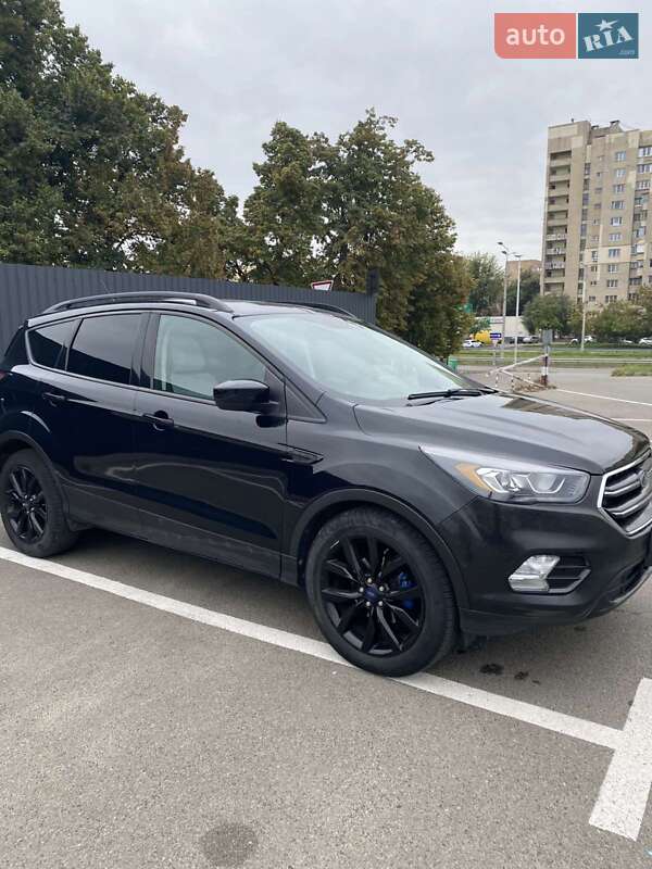 Ford Escape 2016