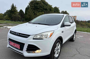 Внедорожник / Кроссовер Ford Escape 2015 в 