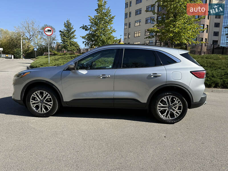 Внедорожник / Кроссовер Ford Escape 2021 в Харькове