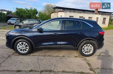 Внедорожник / Кроссовер Ford Escape 2021 в 