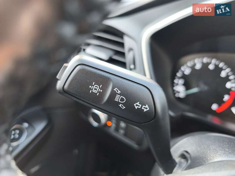 Позашляховик / Кросовер Ford Escape 2021 в Стрию