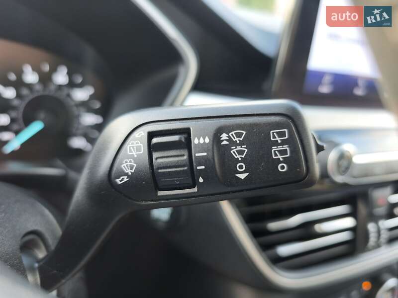 Позашляховик / Кросовер Ford Escape 2021 в Стрию