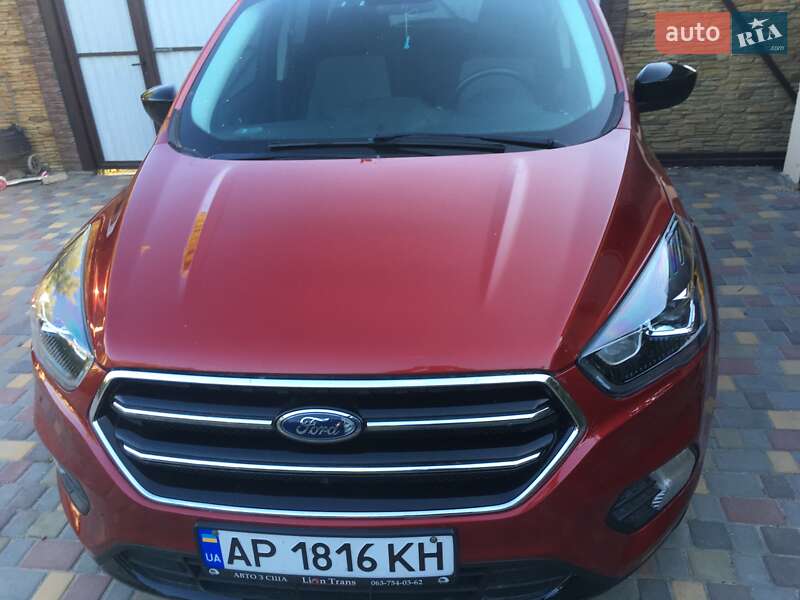 Внедорожник / Кроссовер Ford Escape 2019 в Запорожье