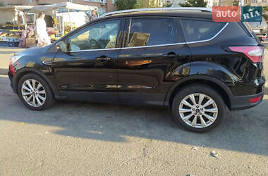 Внедорожник / Кроссовер Ford Escape 2017 в Ивано-Франковске