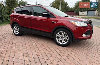 Внедорожник / Кроссовер Ford Escape 2015 в 