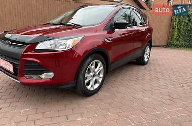 Внедорожник / Кроссовер Ford Escape 2015 в 