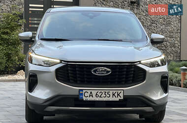Внедорожник / Кроссовер Ford Escape 2023 в 