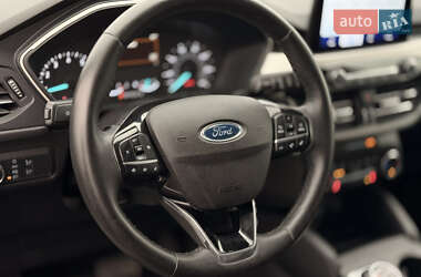 Внедорожник / Кроссовер Ford Escape 2022 в 