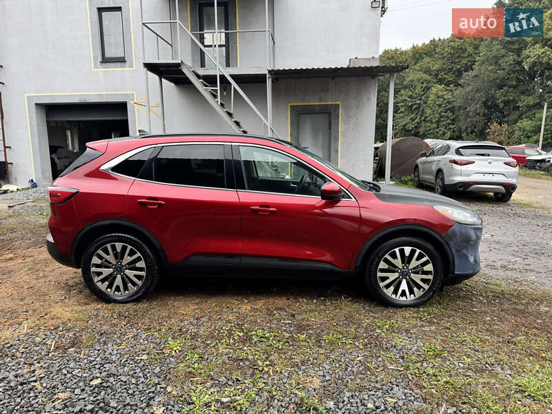 Внедорожник / Кроссовер Ford Escape 2020 в Ровно