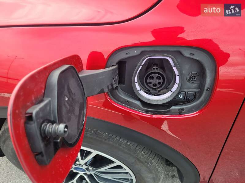 Внедорожник / Кроссовер Ford Escape 2022 в Львове