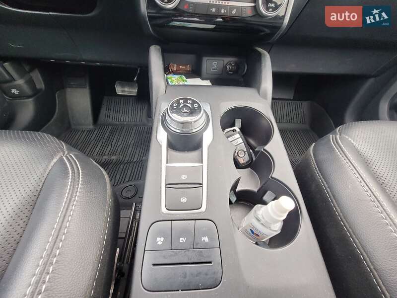 Внедорожник / Кроссовер Ford Escape 2022 в Львове