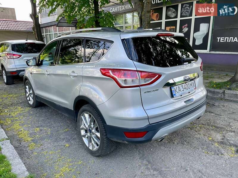 Внедорожник / Кроссовер Ford Escape 2015 в Киеве