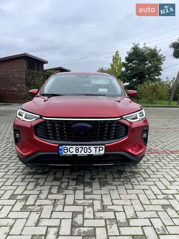 Внедорожник / Кроссовер Ford Escape 2023 в 