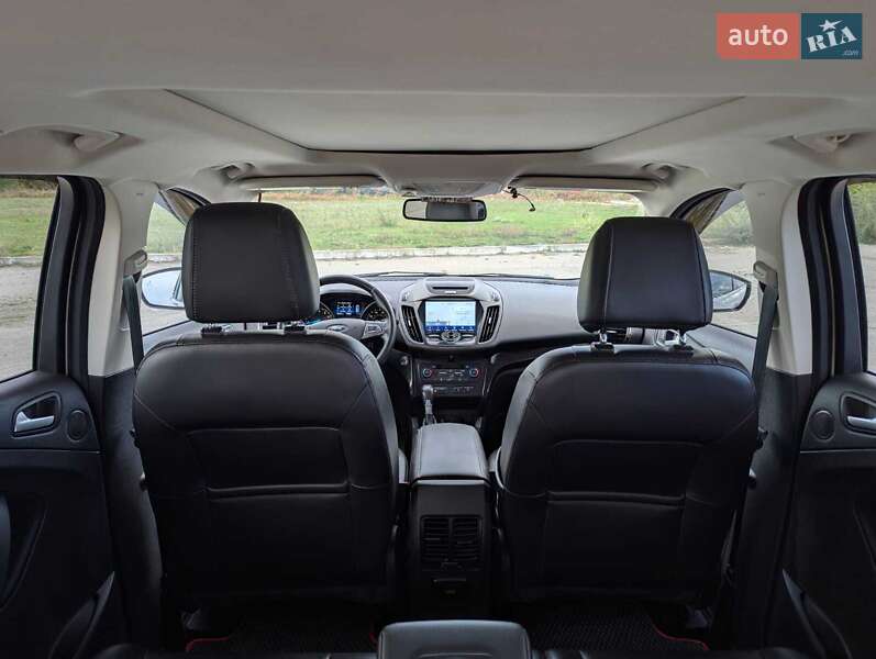 Внедорожник / Кроссовер Ford Escape 2016 в Днепре