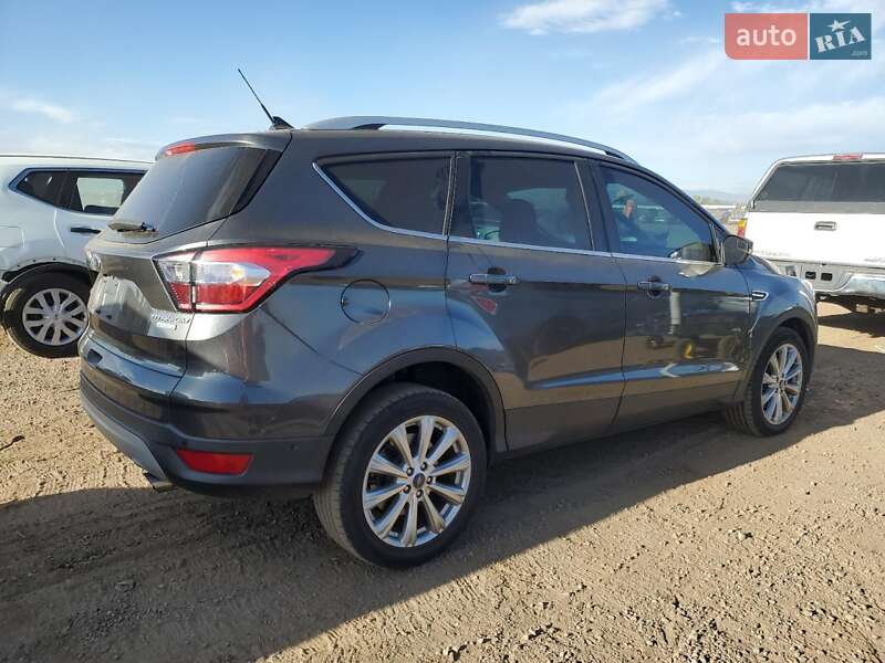 Внедорожник / Кроссовер Ford Escape 2018 в Черновцах