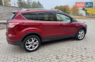 Внедорожник / Кроссовер Ford Escape 2014 в 