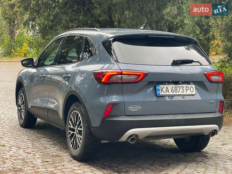 Внедорожник / Кроссовер Ford Escape 2023 в Киеве