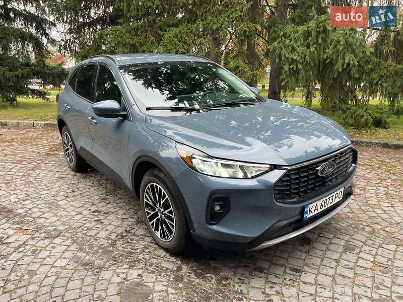 Внедорожник / Кроссовер Ford Escape 2023 в Киеве