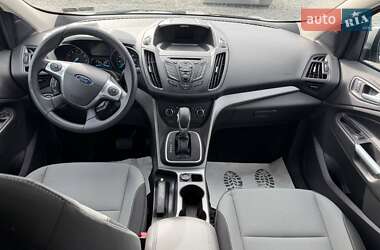 Внедорожник / Кроссовер Ford Escape 2013 в 