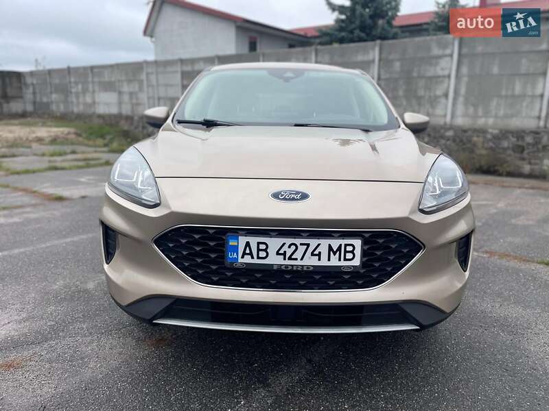 Позашляховик / Кросовер Ford Escape 2020 в Вінниці