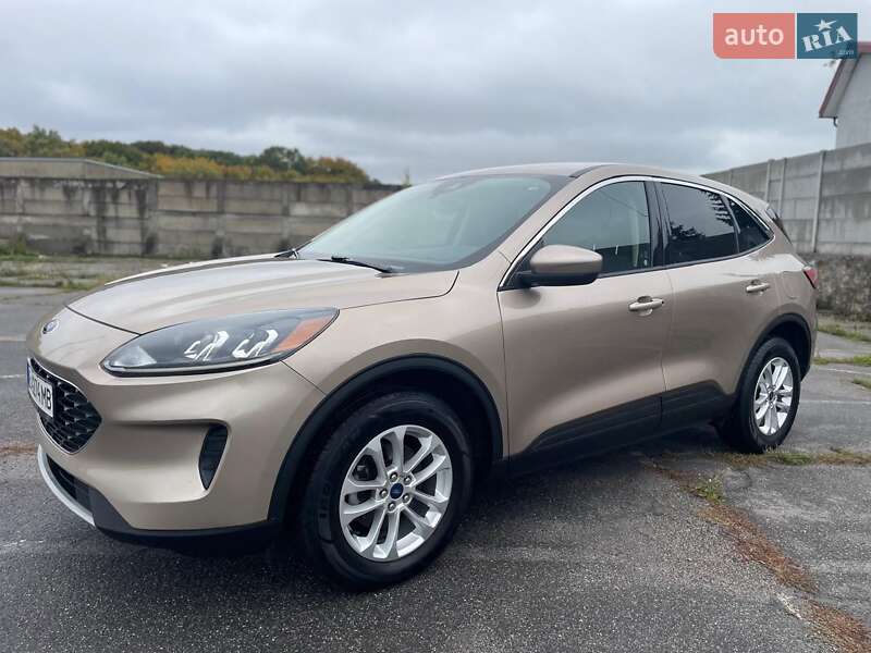 Позашляховик / Кросовер Ford Escape 2020 в Вінниці