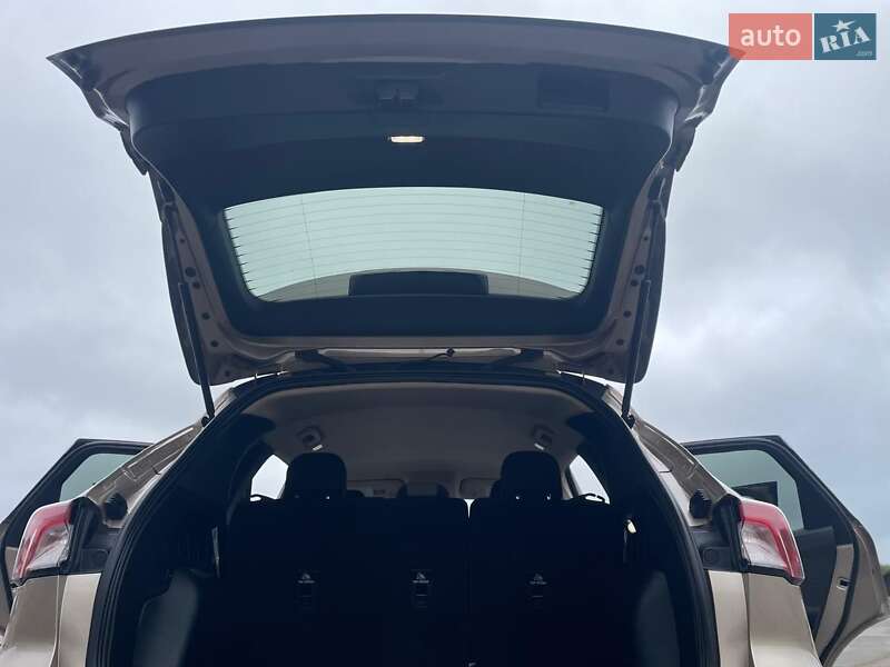 Позашляховик / Кросовер Ford Escape 2020 в Вінниці