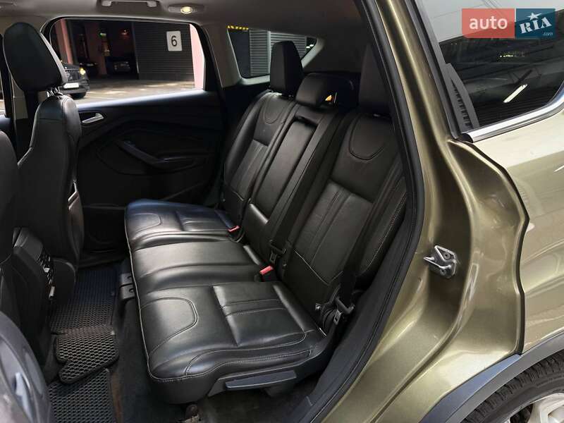Позашляховик / Кросовер Ford Escape 2013 в Києві