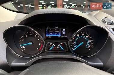 Внедорожник / Кроссовер Ford Escape 2013 в 