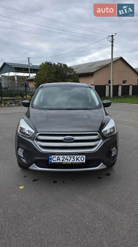 Позашляховик / Кросовер Ford Escape 2016 в Умані фото 4 Позашляховик / Кросовер Ford Escape 2016 в Умані