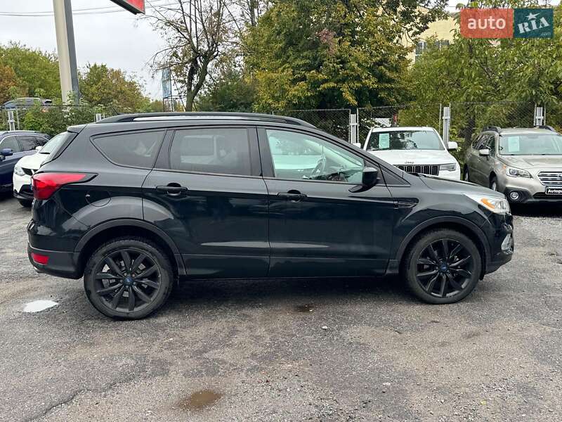 Позашляховик / Кросовер Ford Escape 2019 в Вінниці фото 5 Позашляховик / Кросовер Ford Escape 2019 в Вінниці