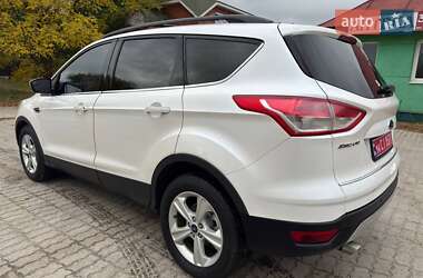 Внедорожник / Кроссовер Ford Escape 2014 в 