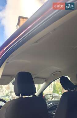 Позашляховик / Кросовер Ford Escape 2018 в 