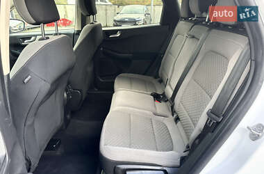 Внедорожник / Кроссовер Ford Escape 2019 в 