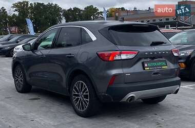 Позашляховик / Кросовер Ford Escape 2022 в 
