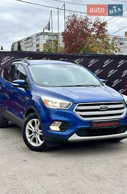 Позашляховик / Кросовер Ford Escape 2017 в Сумах