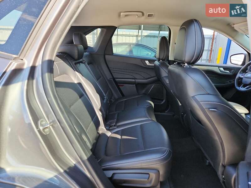 Внедорожник / Кроссовер Ford Escape 2021 в Тернополе