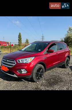Внедорожник / Кроссовер Ford Escape 2018 в Киеве