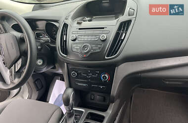Внедорожник / Кроссовер Ford Escape 2017 в 