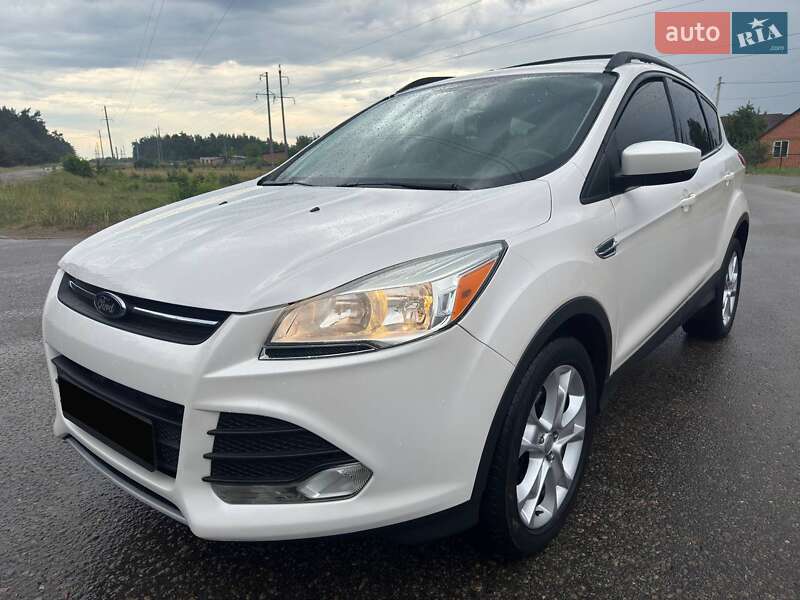 Внедорожник / Кроссовер Ford Escape 2013 в Ахтырке