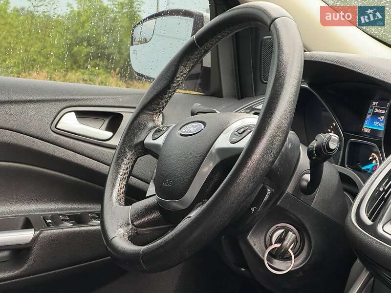 Внедорожник / Кроссовер Ford Escape 2013 в Ахтырке
