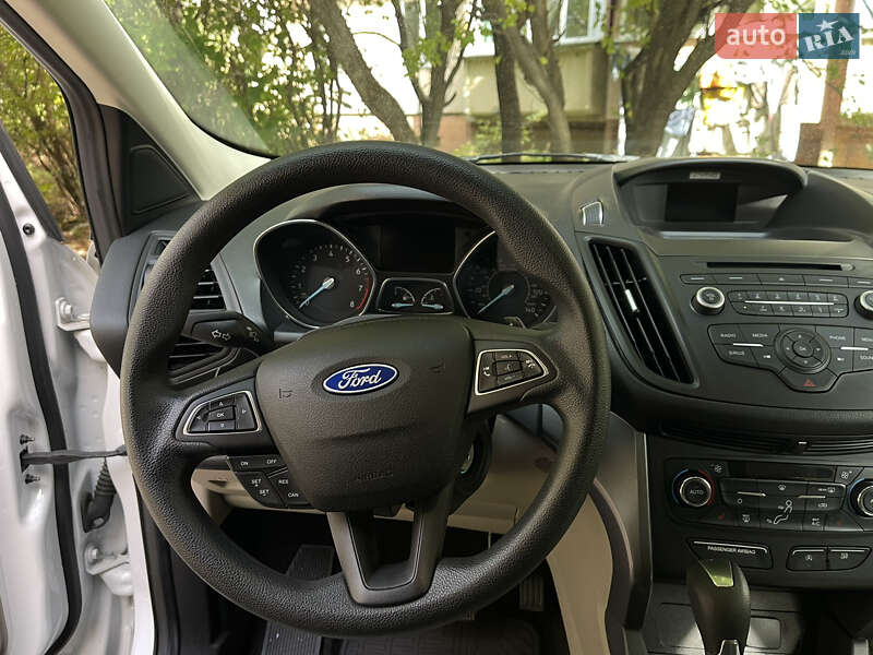 Внедорожник / Кроссовер Ford Escape 2016 в Черновцах фото 20 Внедорожник / Кроссовер Ford Escape 2016 в Черновцах