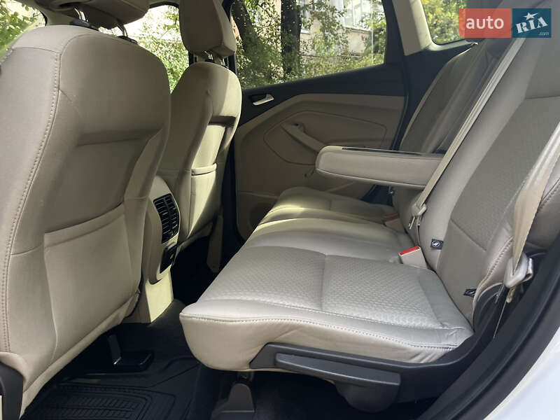 Внедорожник / Кроссовер Ford Escape 2016 в Черновцах фото 29 Внедорожник / Кроссовер Ford Escape 2016 в Черновцах