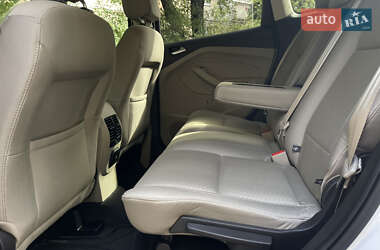 Позашляховик / Кросовер Ford Escape 2016 в  фото 29 Позашляховик / Кросовер Ford Escape 2016 в