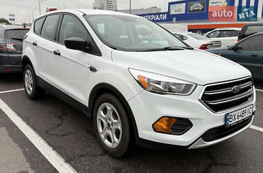 Позашляховик / Кросовер Ford Escape 2019 в  фото 19 Позашляховик / Кросовер Ford Escape 2019 в