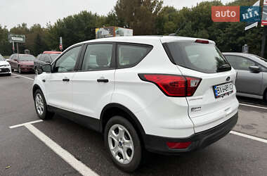 Позашляховик / Кросовер Ford Escape 2019 в  фото 26 Позашляховик / Кросовер Ford Escape 2019 в