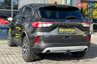 Позашляховик / Кросовер Ford Escape 2019 в 