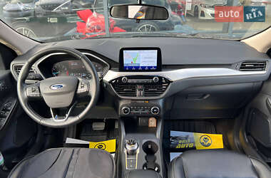 Позашляховик / Кросовер Ford Escape 2019 в 